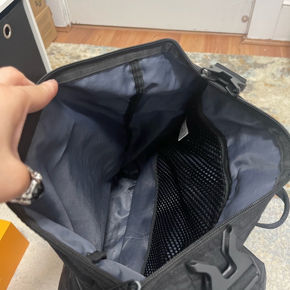 EUC Unisex Adidas Yola Roll-Top Nylo Backpack In Black & White - Picture 13 of 14